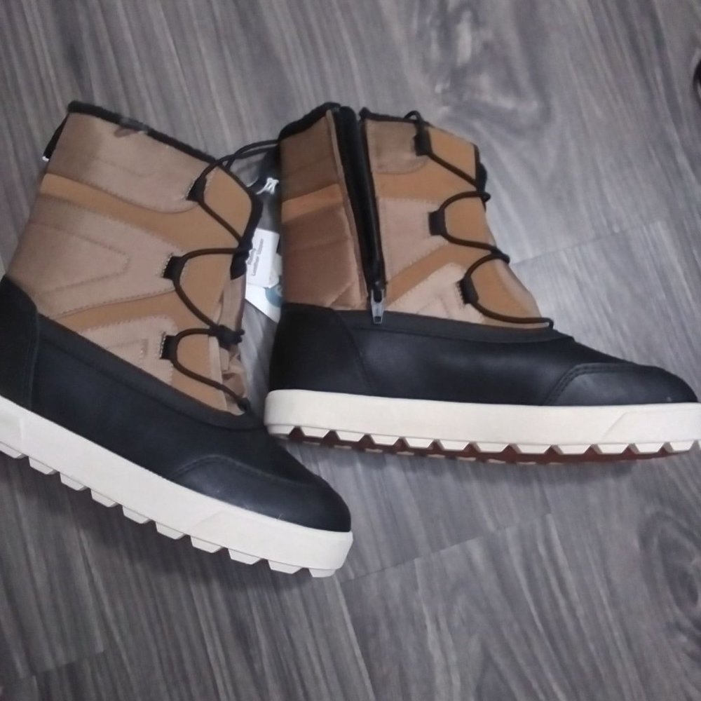 Boys' Ivan Winter Boots - Cat & Jack Brown - Picture 2 of 4